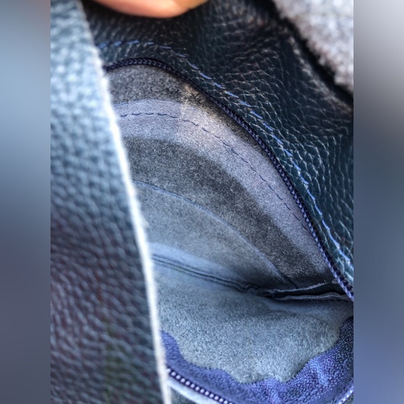 Italian leather tote, dark blue, EUC - Picture 3 of 4